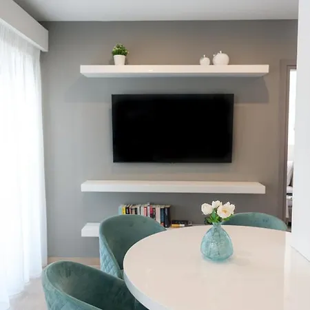 Amelia Luxury Living *