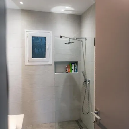 Amelia Luxury Living *